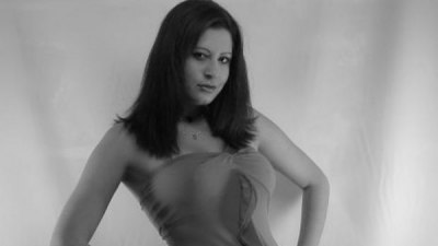 Романтиците са най-досадни във Facebook, следват ги фитнес маниаците